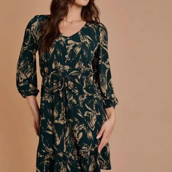 Gilli Green and Tan Mini Dress - Picture 4 of 7